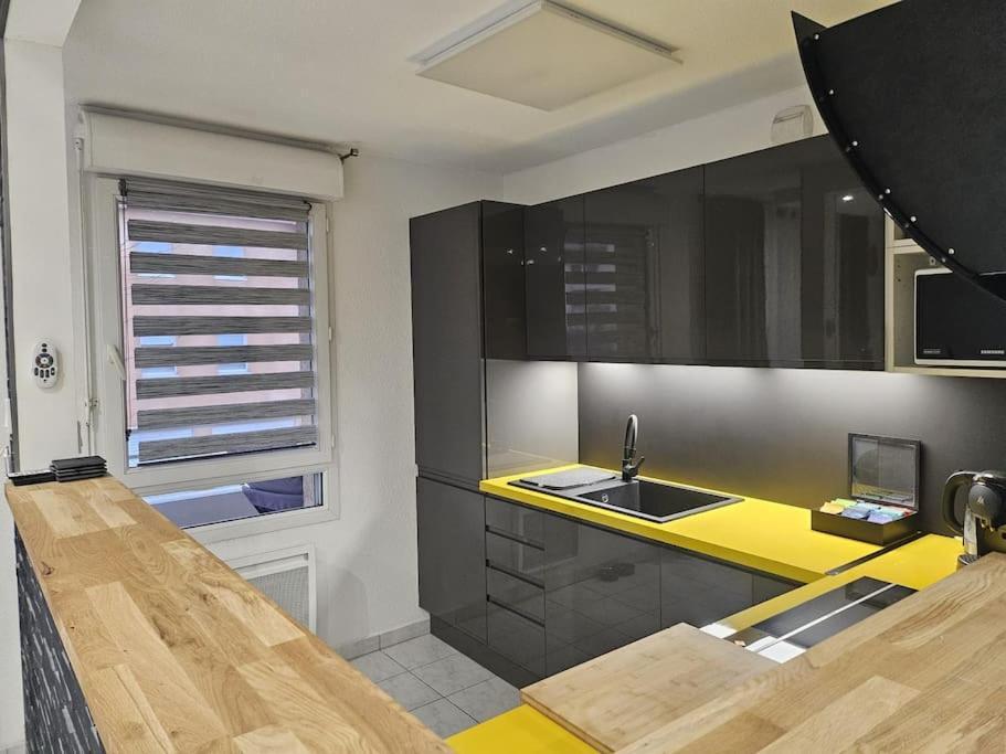 Appartement Cluses Luaran gambar